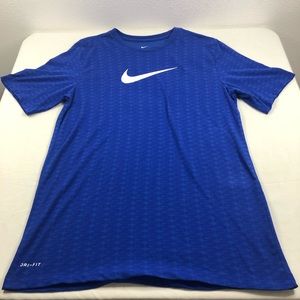 NWOT Men’s Nike Shirt